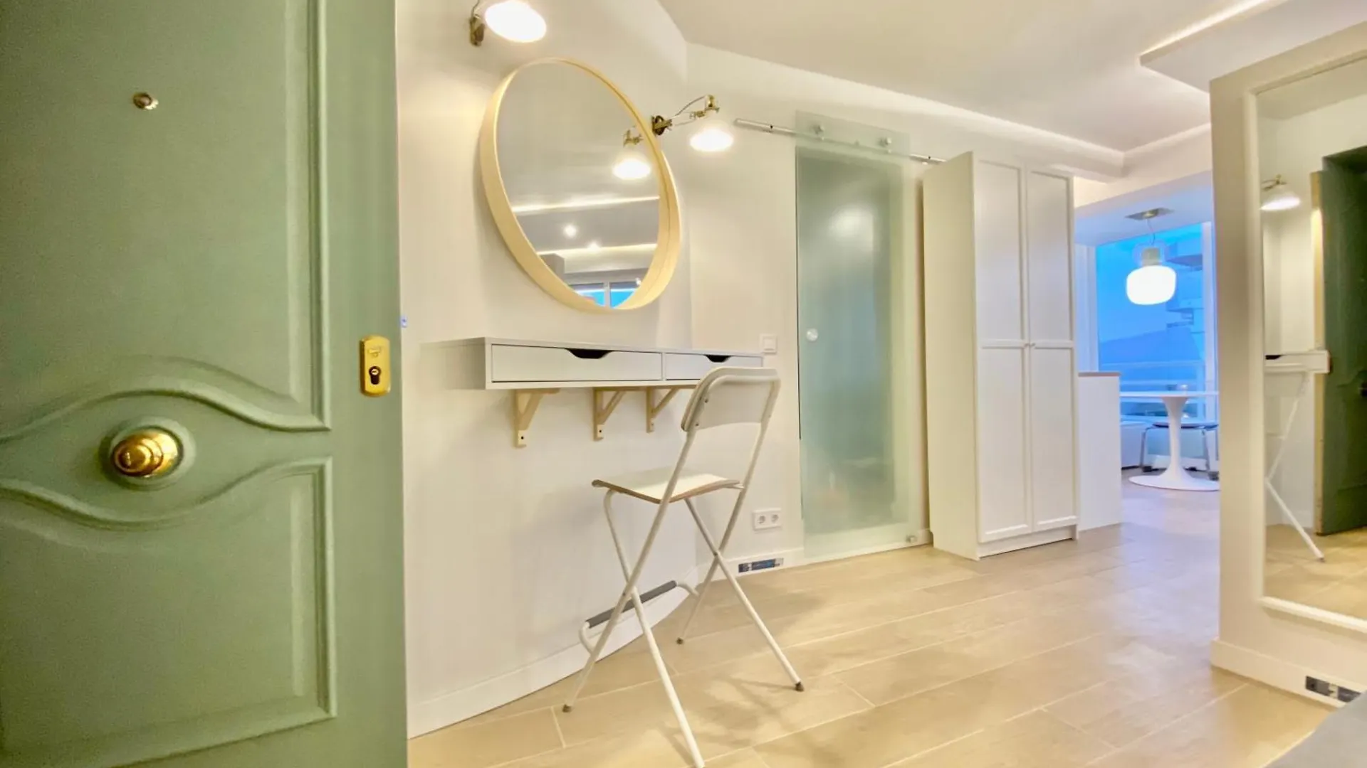 Apartment Dream Of Light And Beach Torremolinos