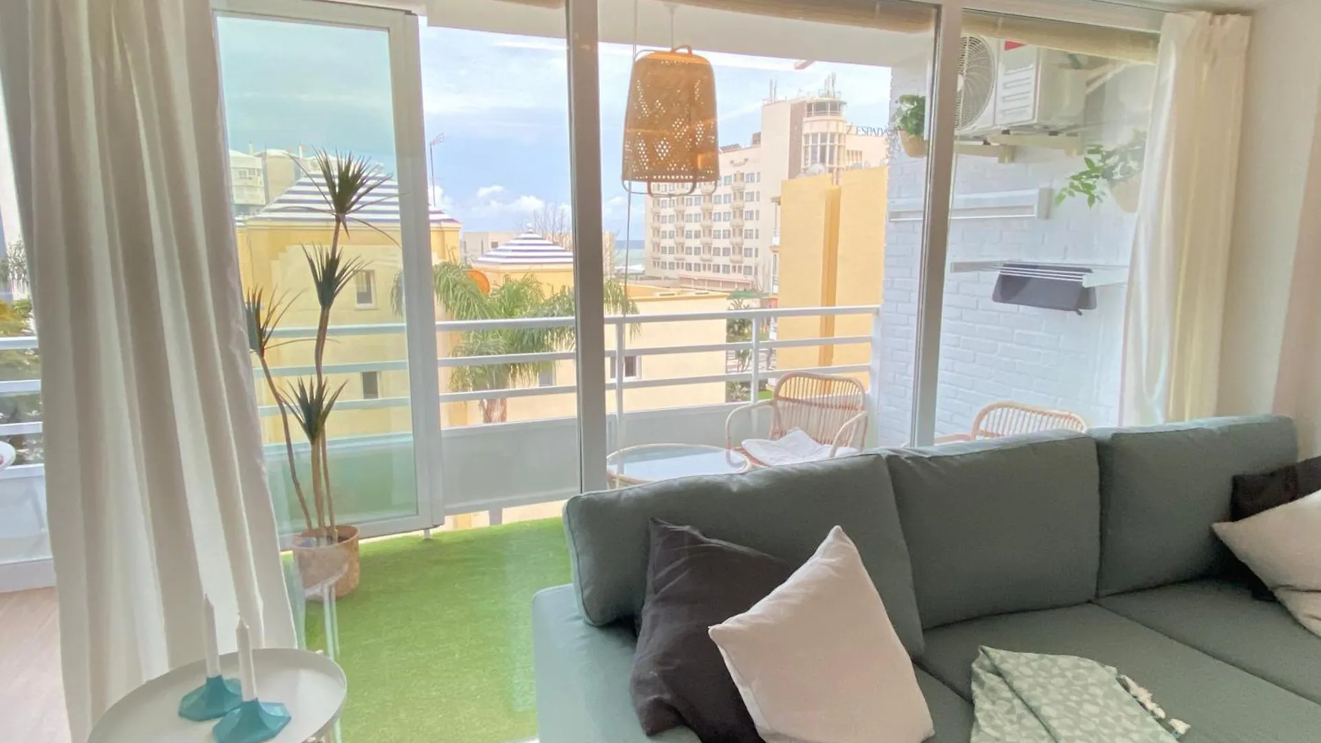 Apartment Dream Of Light And Beach Torremolinos